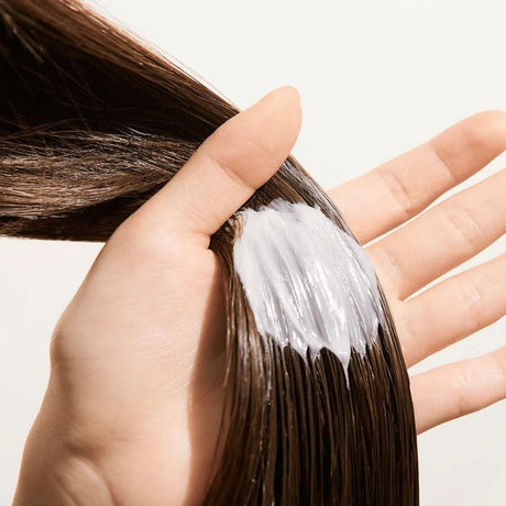 Nature Republic Argan Essential Moisturising Hair Mask - 200 ml